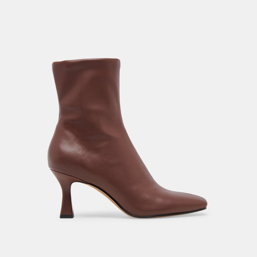glamor boots chocolate stella