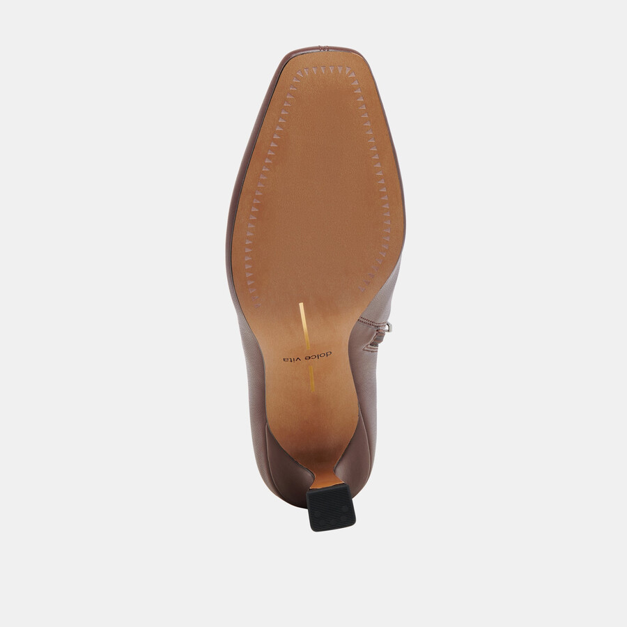 glamor boots chocolate stella