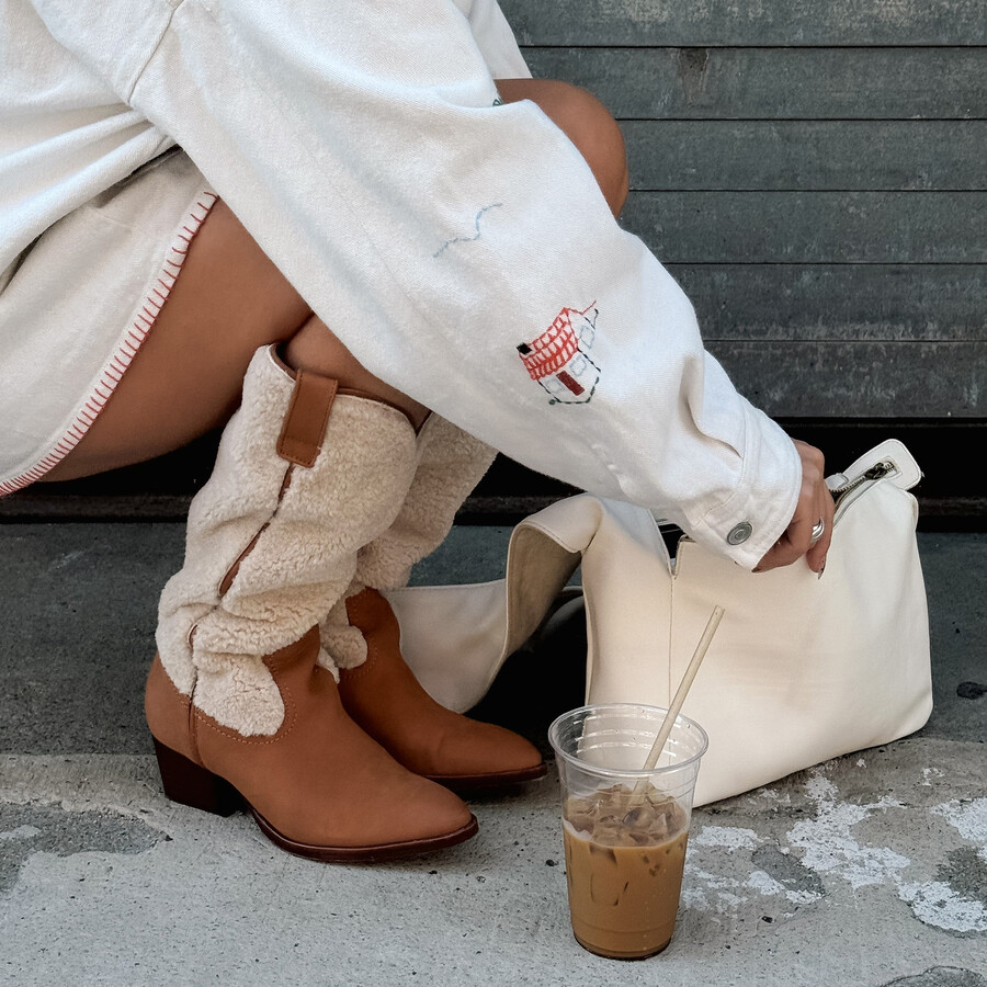 mykel plush boots caramel nubuck