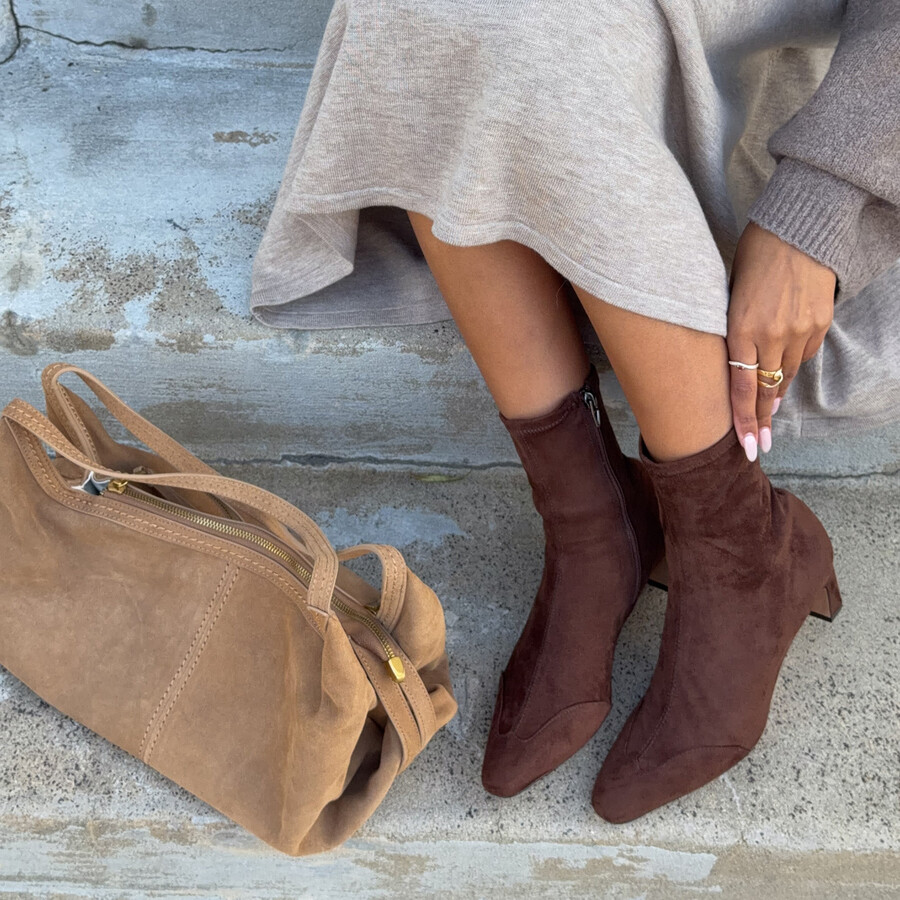 anika boots dk brown stella suede