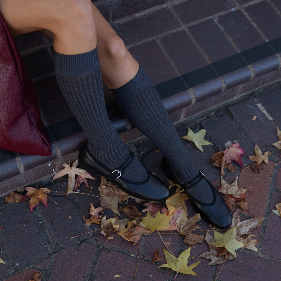 roslyn ballet flats black leather