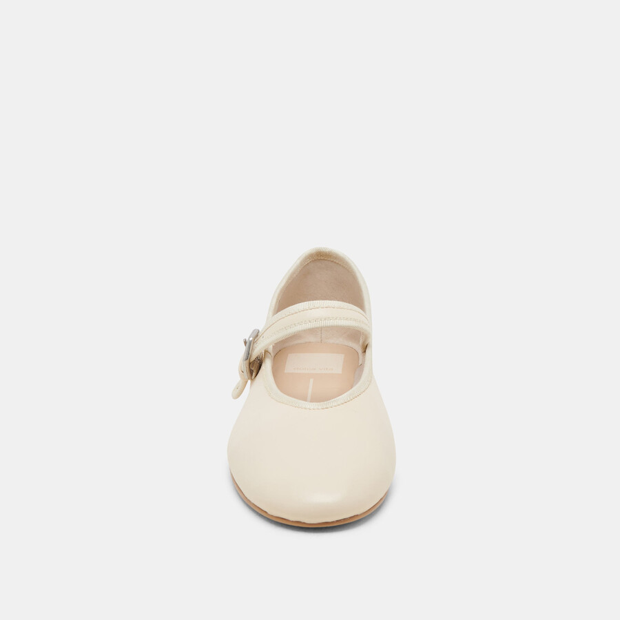 roslyn ballet flats creme leather