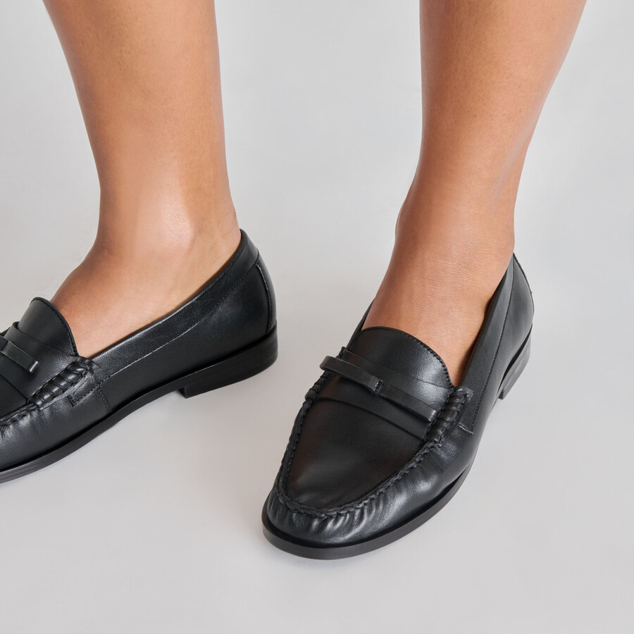 barney loafers black leather