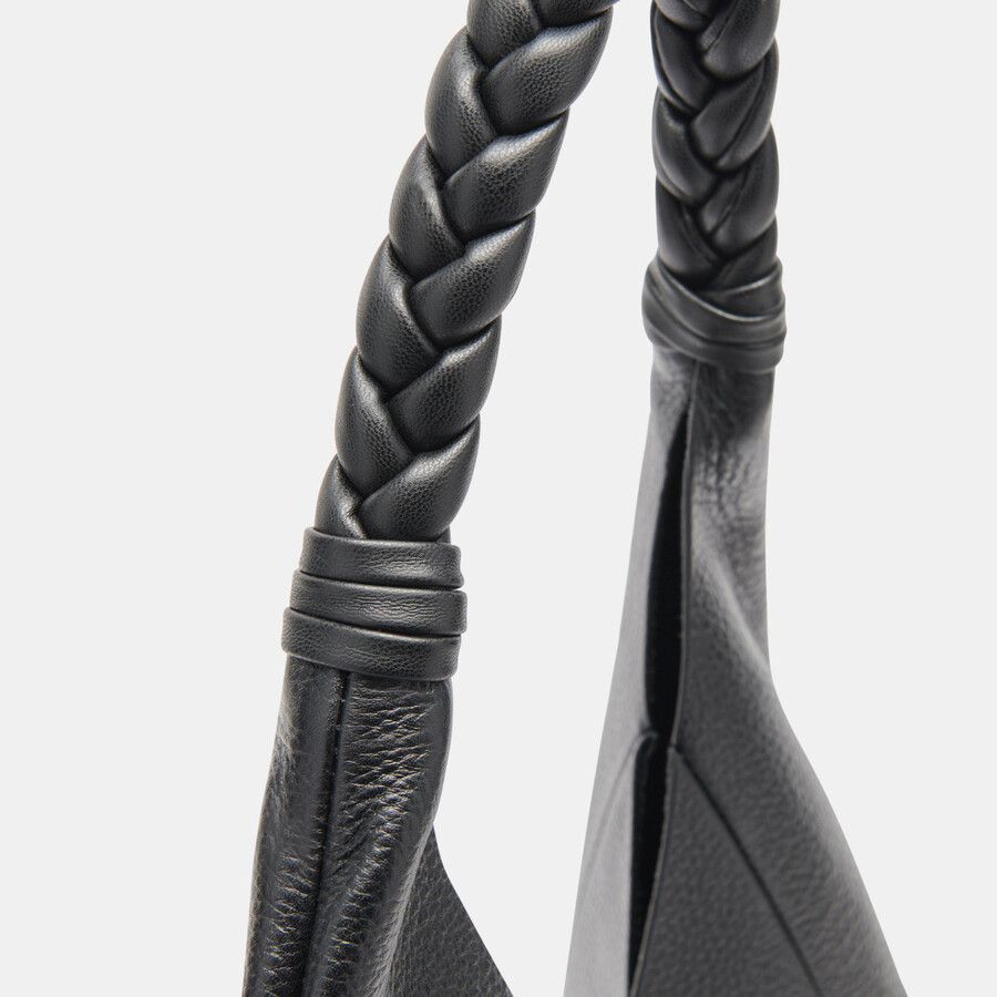 mia tote black leather