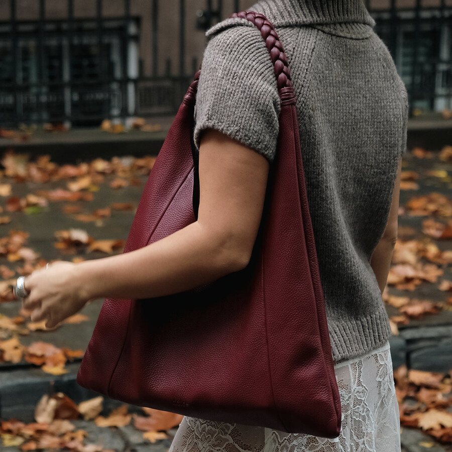mia tote wine leather