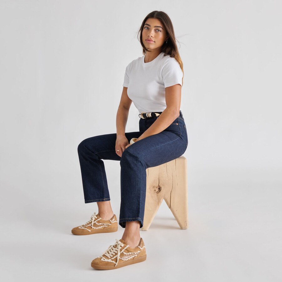 notice lace sneakers lt brown suede